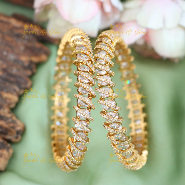 Radiant Gold Bridal Bangles for Unforgettable Moments
