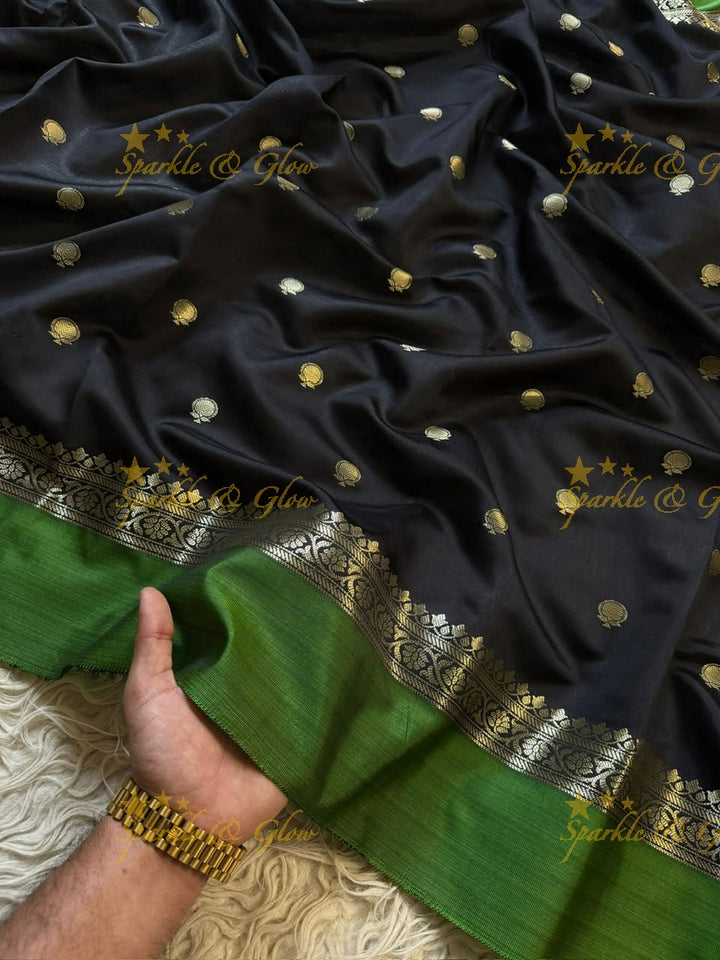 Exquisite Banarasi Silk Saree with Zari Work