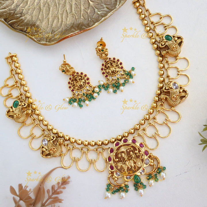 Stunning Gold-Plated Necklace Set - Festive Elegance