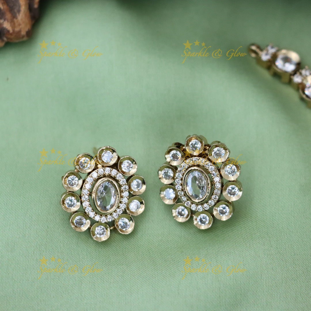 Exquisite Kundan Necklace Set - Perfect for Any Occasion