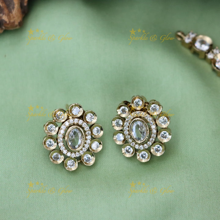 Exquisite Kundan Necklace Set - Perfect for Any Occasion