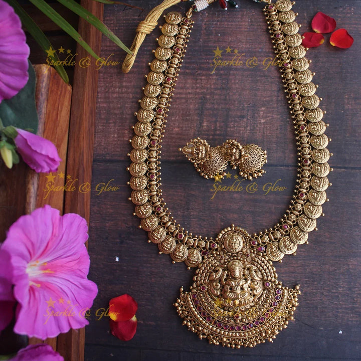 Gold alike Nagas coin haram - Kemp Pearl - Sparkle and Glow