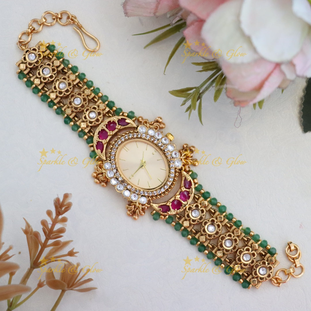 Timeless Gold-Alike Heritage Watch Bracelet