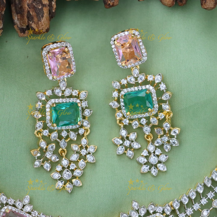 Exquisite Emerald Short Necklace Set with Gold Plating
