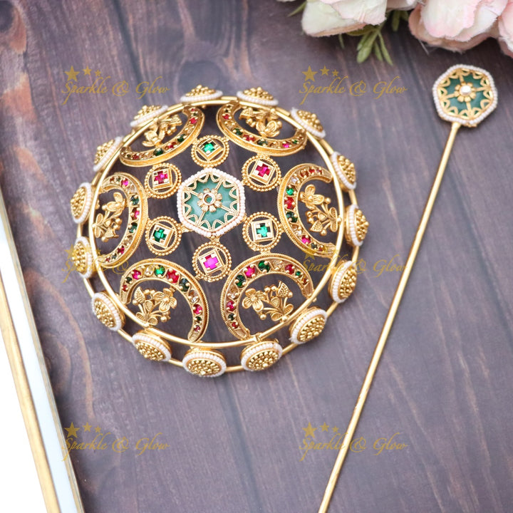 Radiant Gold Hair Bun Pin for Festive Elegance