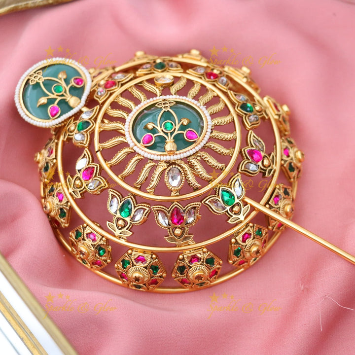 Elegant Gold-Tone Hair Bun Accessory for Festive Occasions