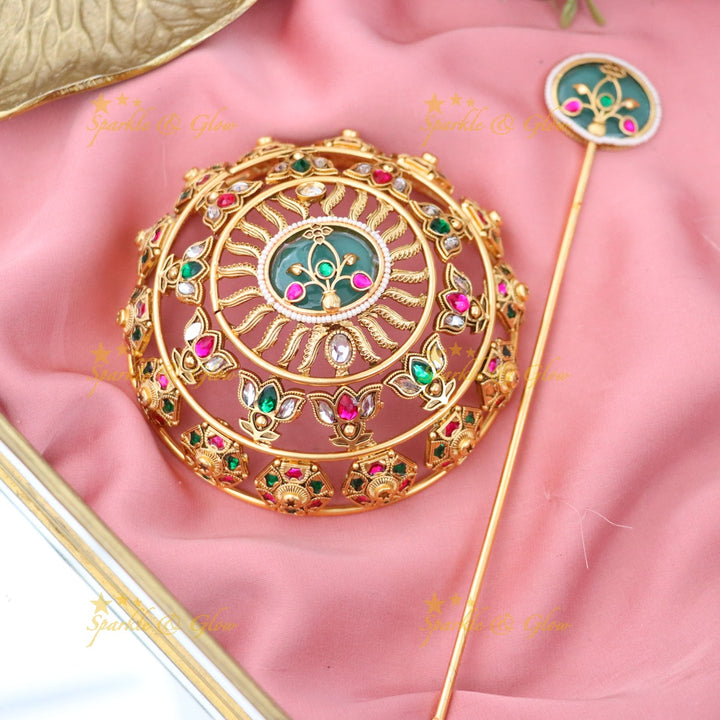 Elegant Gold-Tone Hair Bun Accessory for Festive Occasions