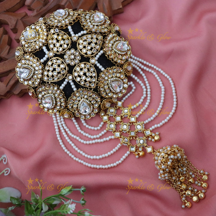 Elegant Gold-Plated Pearl Hair Bun Accessory