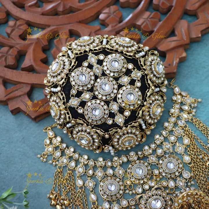 Exquisite Gold Hair Bun Accessory for Weddings