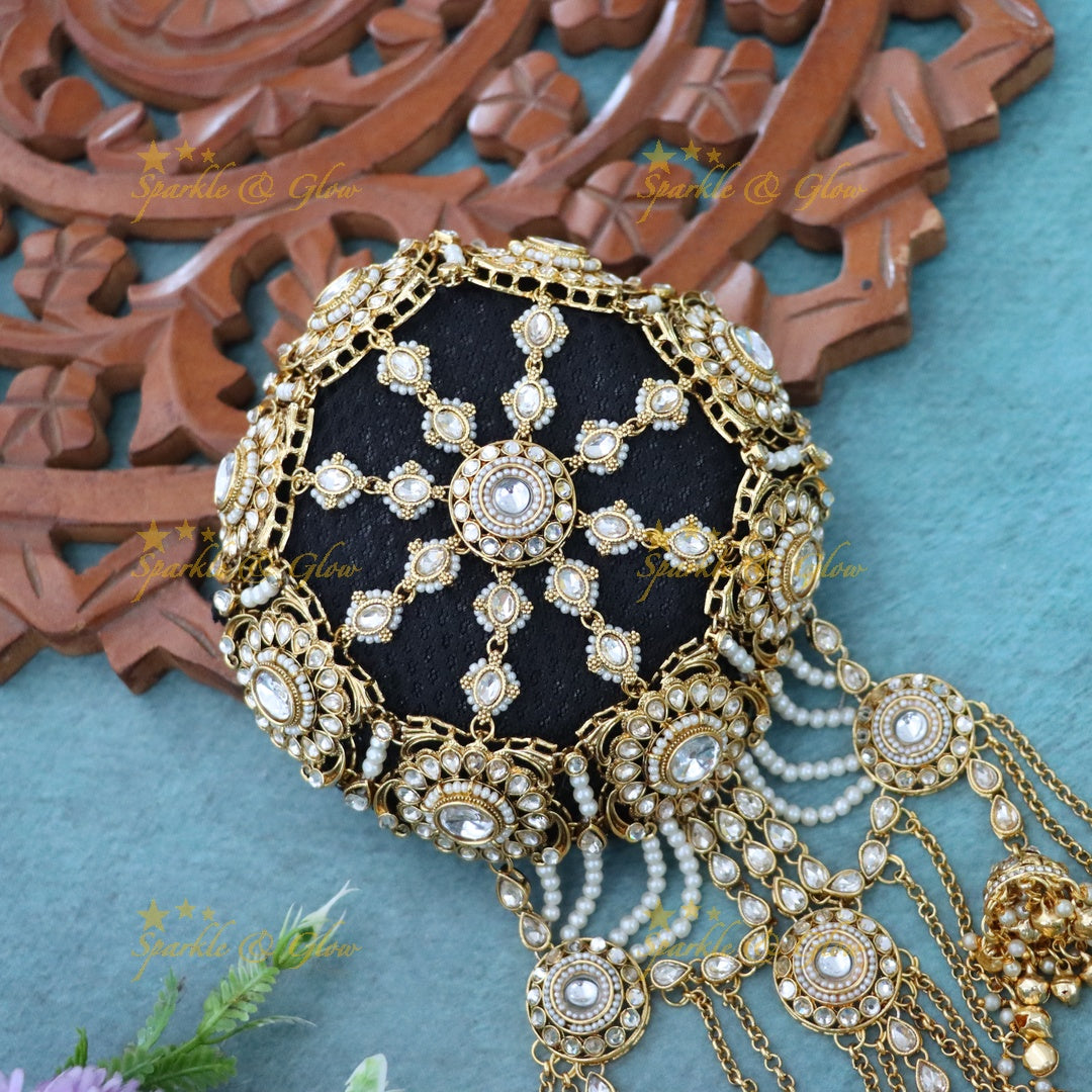 Elegant Gold Bridal Hair Bun - Perfect for Wedding Festivities