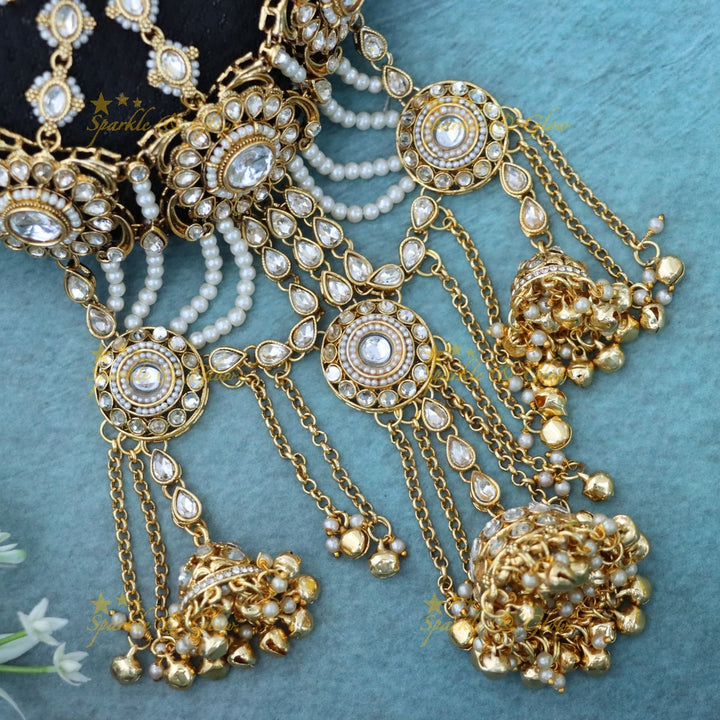 Elegant Gold Bridal Hair Bun - Perfect for Wedding Festivities