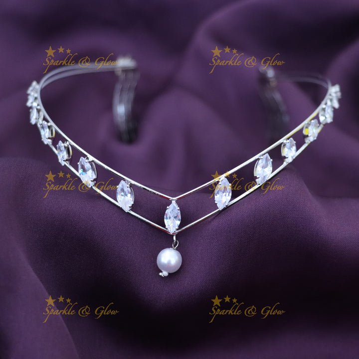 Elegant Gold-Plated Hair Band with Crystal Accents
