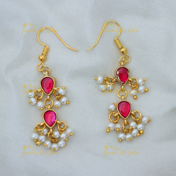 Exquisite Gold-Tone Necklace & Earring Set for Celebrations