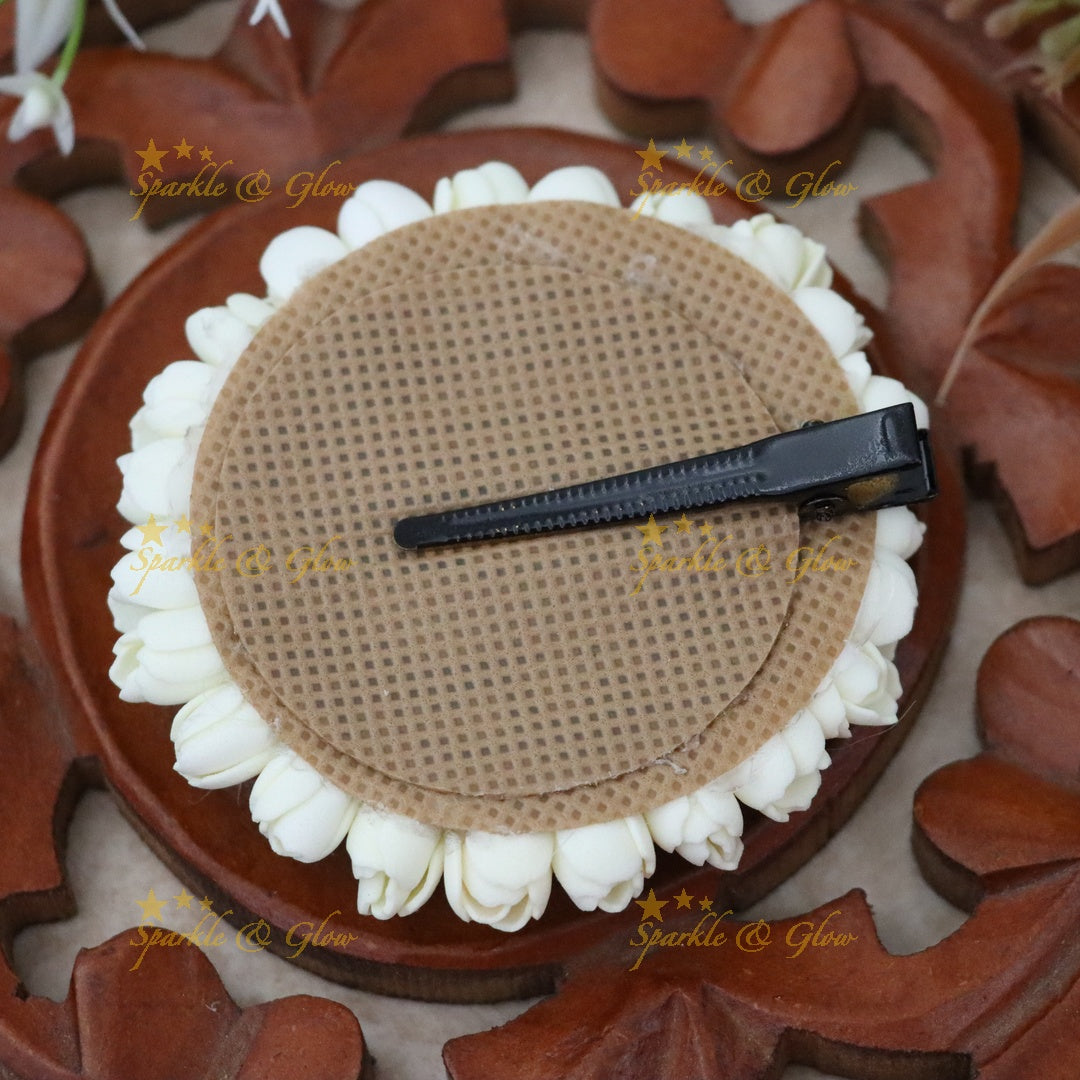 Exquisite Floral Hair Clip - Elegant Festive Accessory