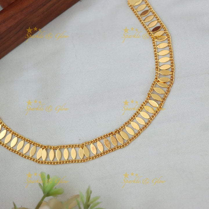 Exquisite Gold High Neck Choker Necklace for Celebrations