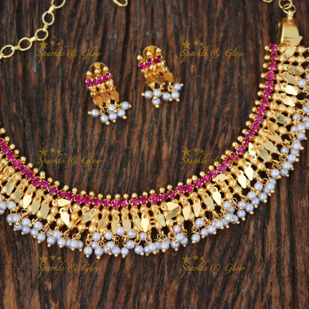 Elegant Gold Choker Necklace Set with Pearls & Stones