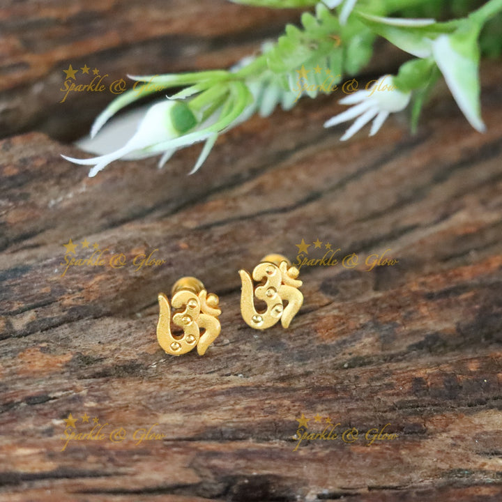 Exquisite Gold Om Earrings for Eternal Elegance