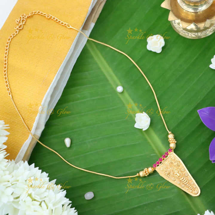 Exquisite Gold Kerala Necklace for Wedding Elegance