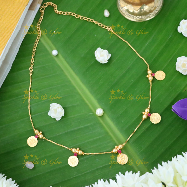 Elegant Gold Coin Short Necklace for Festive Occasions