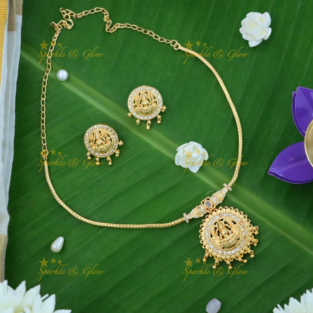 Kerala Temple Jewellery Set - Traditional Elegance