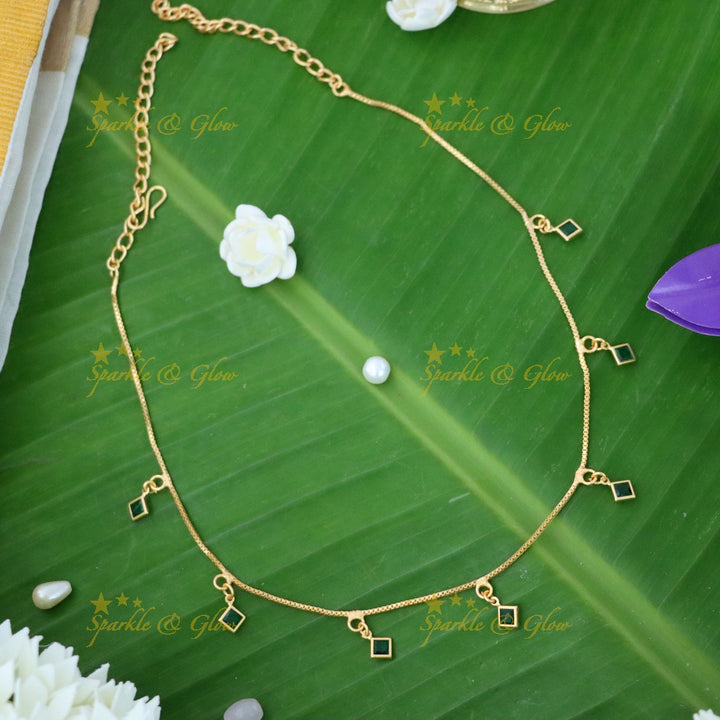 Exquisite Gold-Plated Short Necklace for Festive Occasions