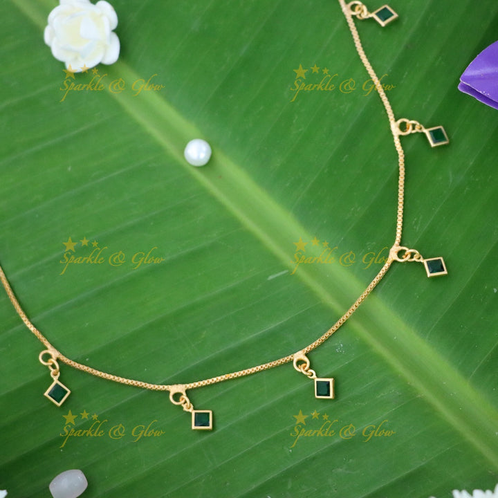Exquisite Gold-Plated Short Necklace for Festive Occasions