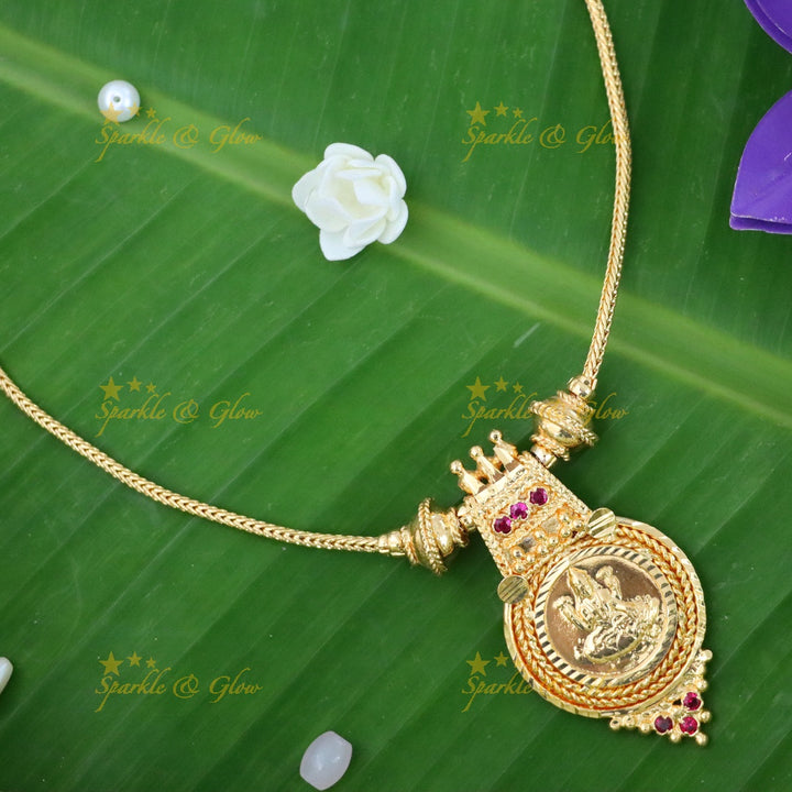 Radiant Gold Temple Necklace for Festive Occasions