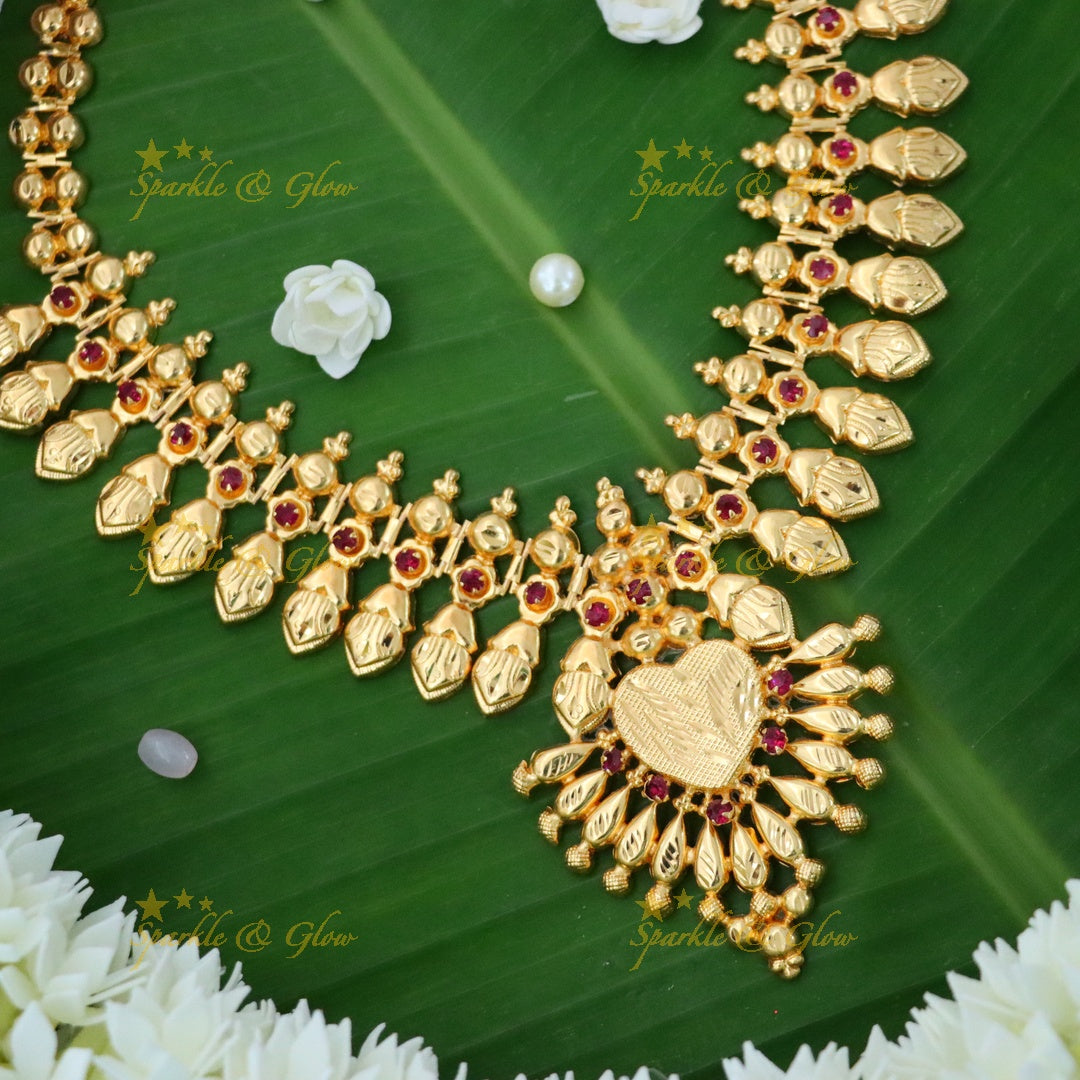 Kerala Wedding Necklace Gold Finish - Sparkle & Glow