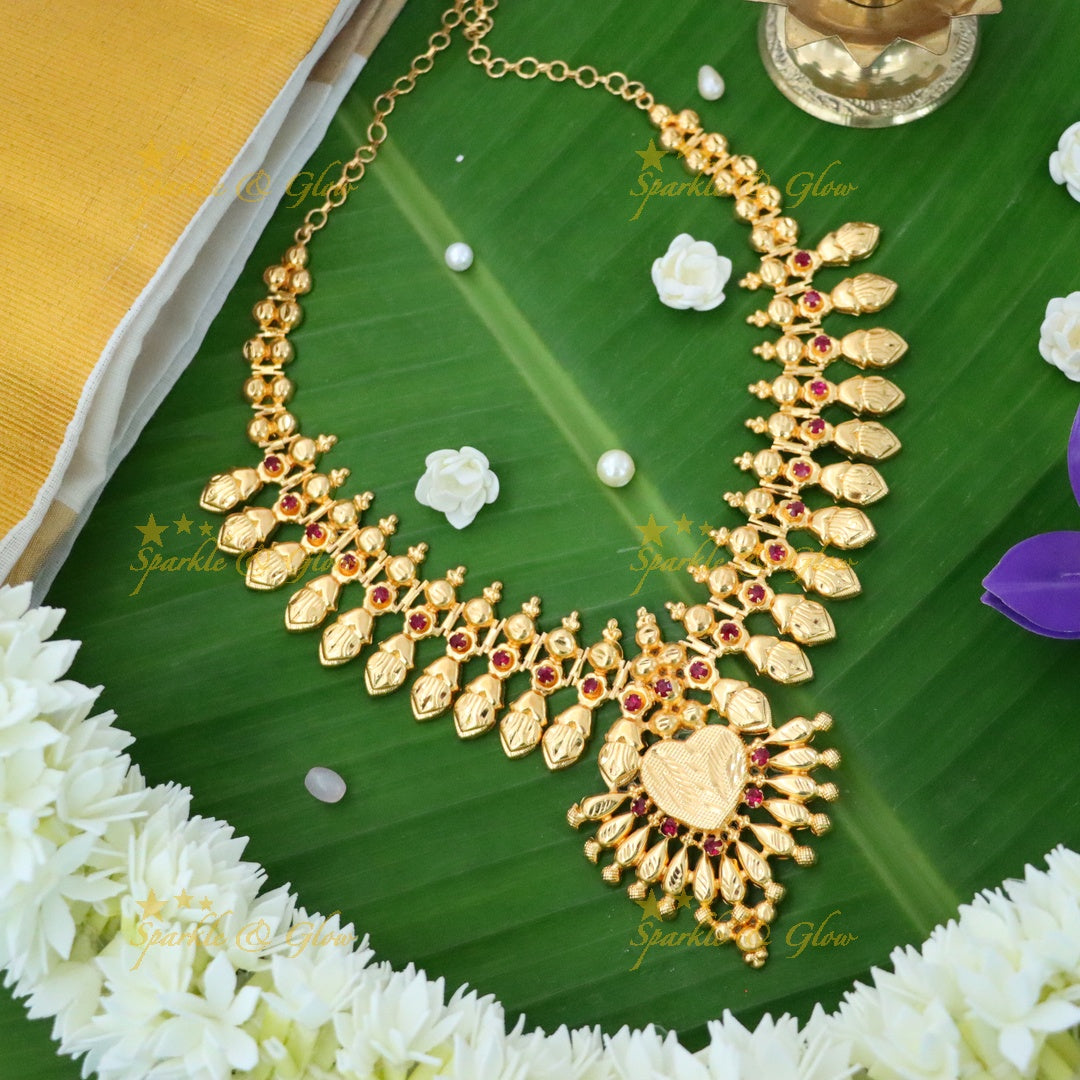 Kerala Wedding Necklace Gold Finish - Sparkle & Glow