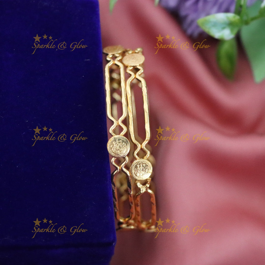 Kerala-Inspired Gold Bangle – Perfect for Festive Celebrations