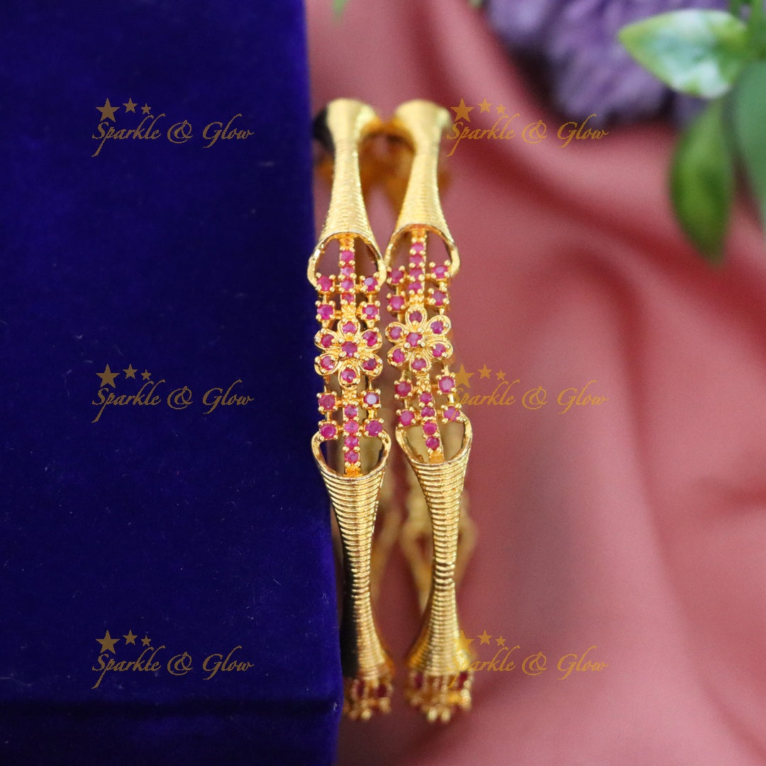 Exquisite Gold-Tone Kerala Bangle for Weddings