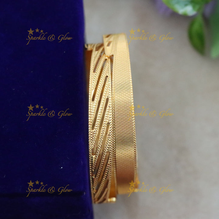 Exquisite Kerala Gold Wedding Bangle for Festive Elegance