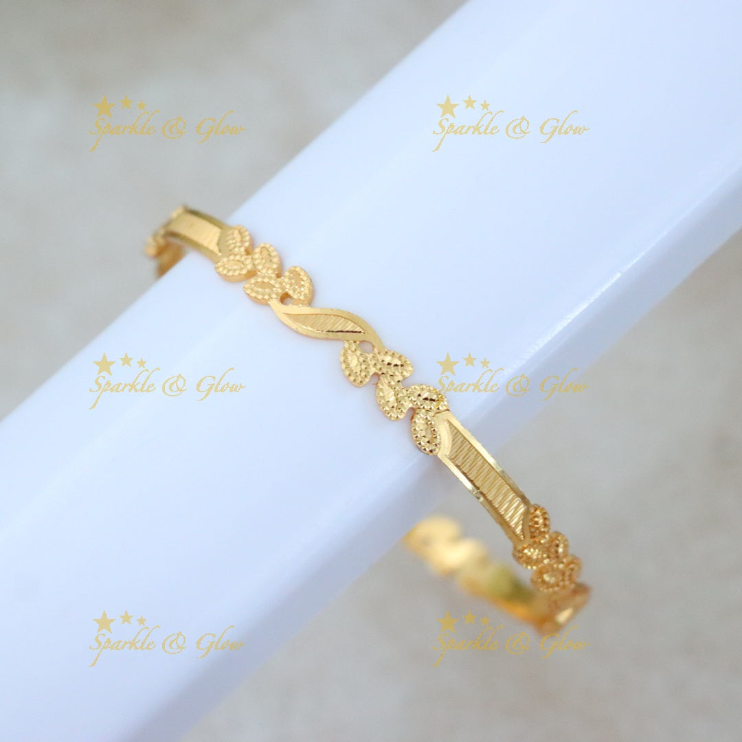 Elegant Gold Kerala Bangle for Festive Celebrations