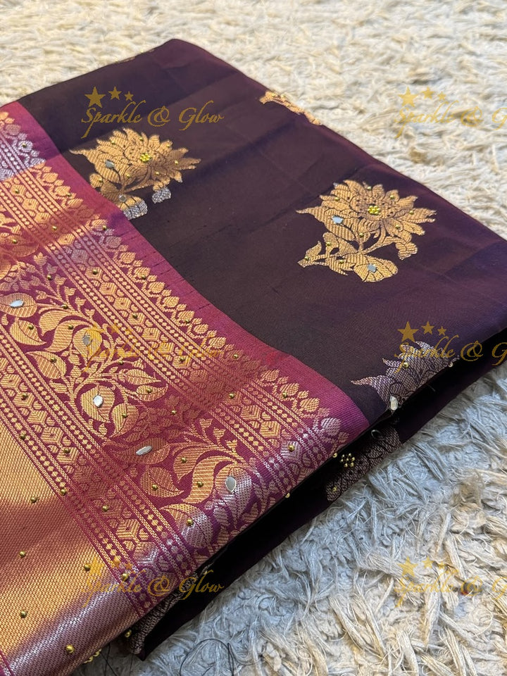 Exquisite Kanjivaram Banarasi Saree with Pearl Lace