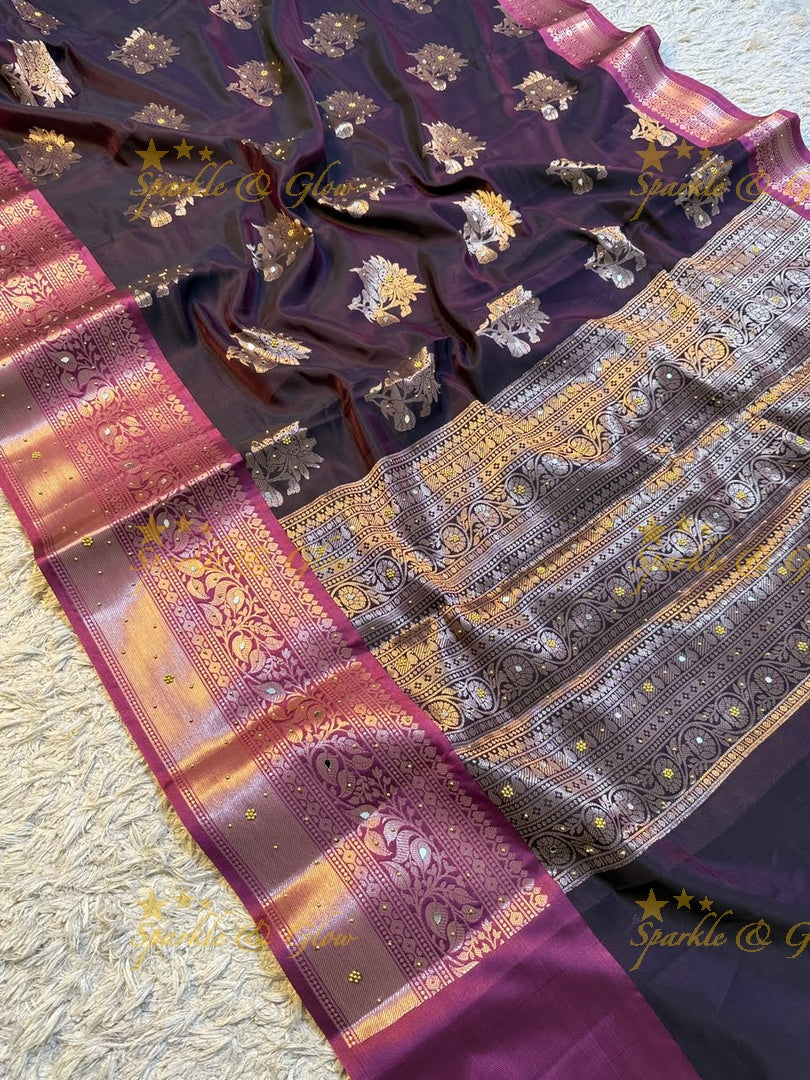 Exquisite Kanjivaram Banarasi Saree with Pearl Lace
