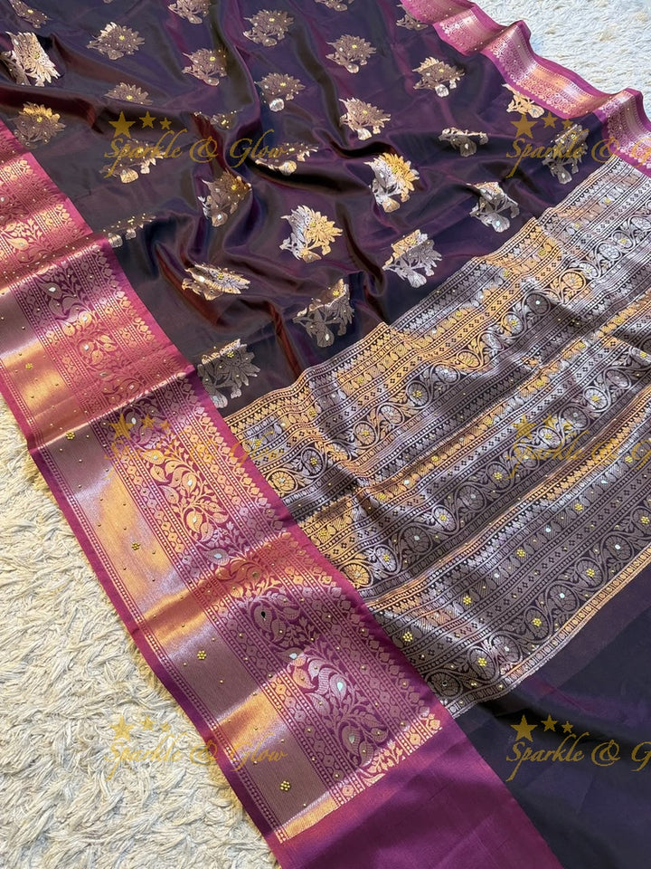 Exquisite Kanjivaram Banarasi Saree with Pearl Lace