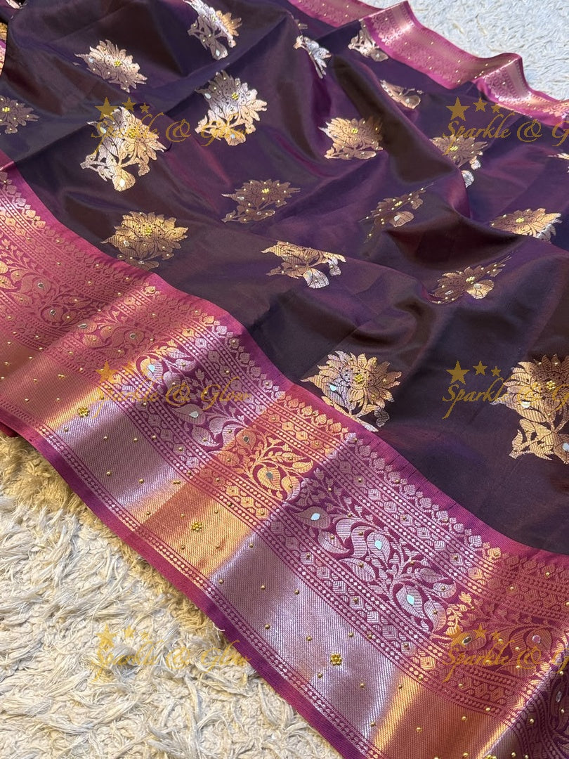 Exquisite Kanjivaram Banarasi Saree with Pearl Lace