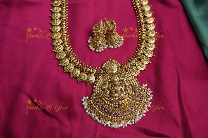 Gold alike Nagas coin haram - Kemp Pearl - Sparkle and Glow