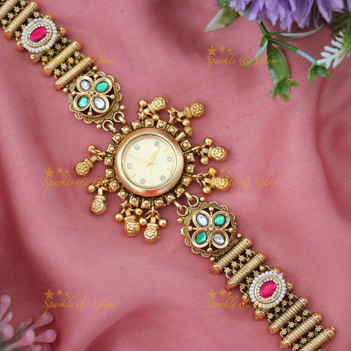 Exquisite Gold Bracelet Watch for Weddings | Sparkle & Glow