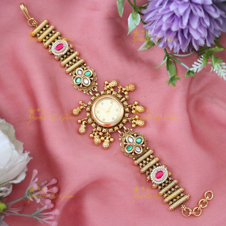 Exquisite Gold Bracelet Watch for Weddings | Sparkle & Glow