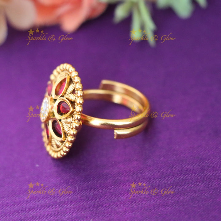 Exquisite Floral Gold Ring with Red Stones for Weddings