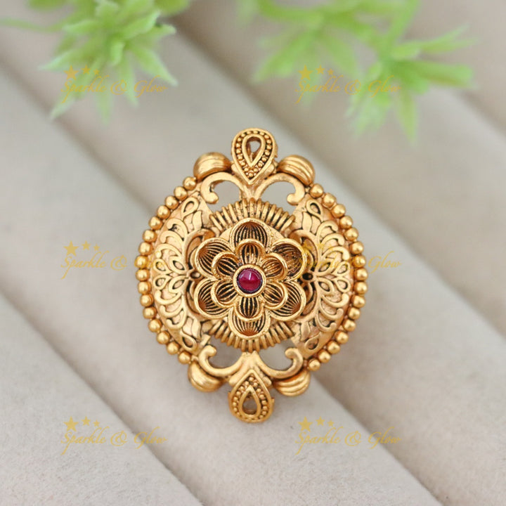 Exquisite Gold Plated Festive Finger Ring