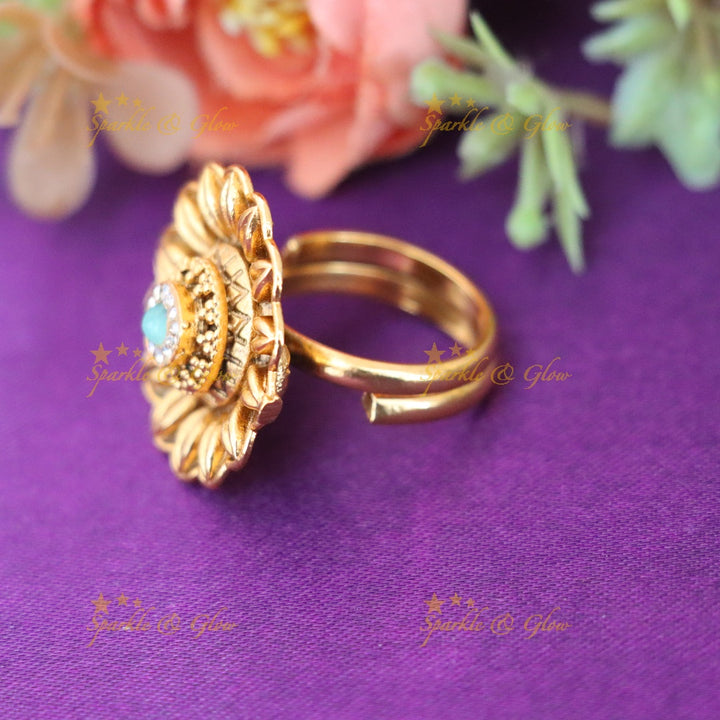 Exquisite Gold-Plated Floral Adjustable Finger Ring