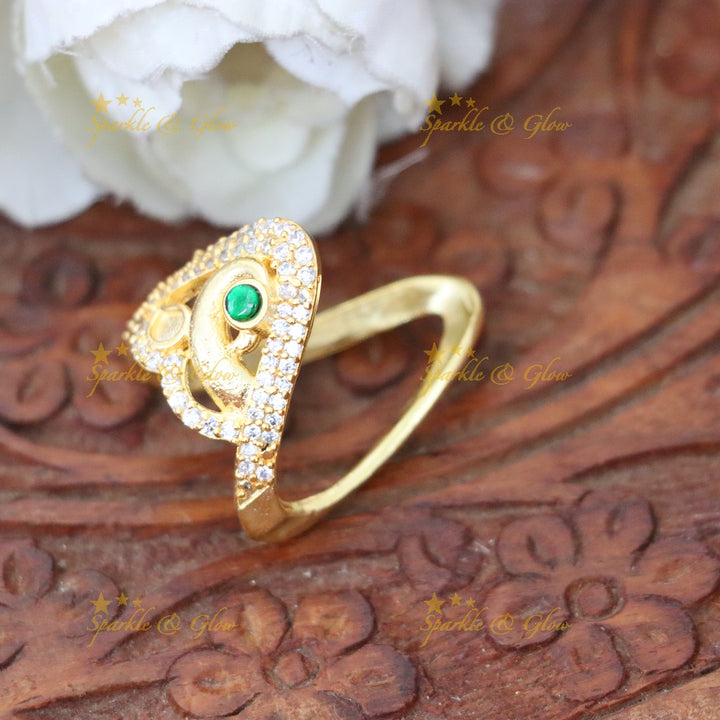 Elegant Gold Ring with Emerald Stone – Perfect Addition