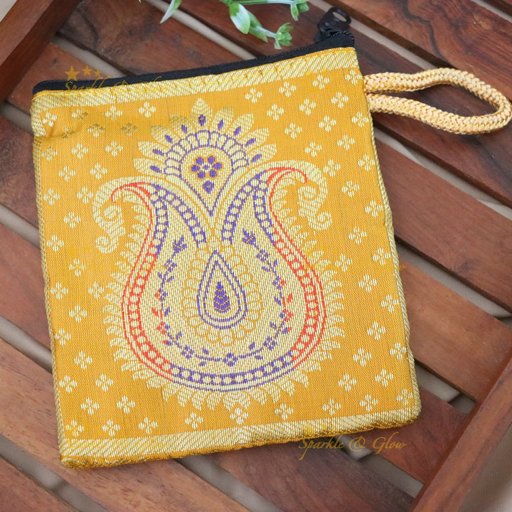 Exquisite Ethnic Pouches for Unforgettable Gifts