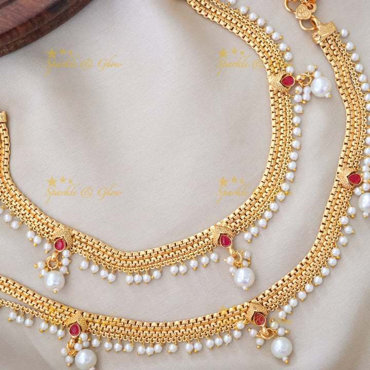 Exquisite Gold-Plated Anklet with Pearls