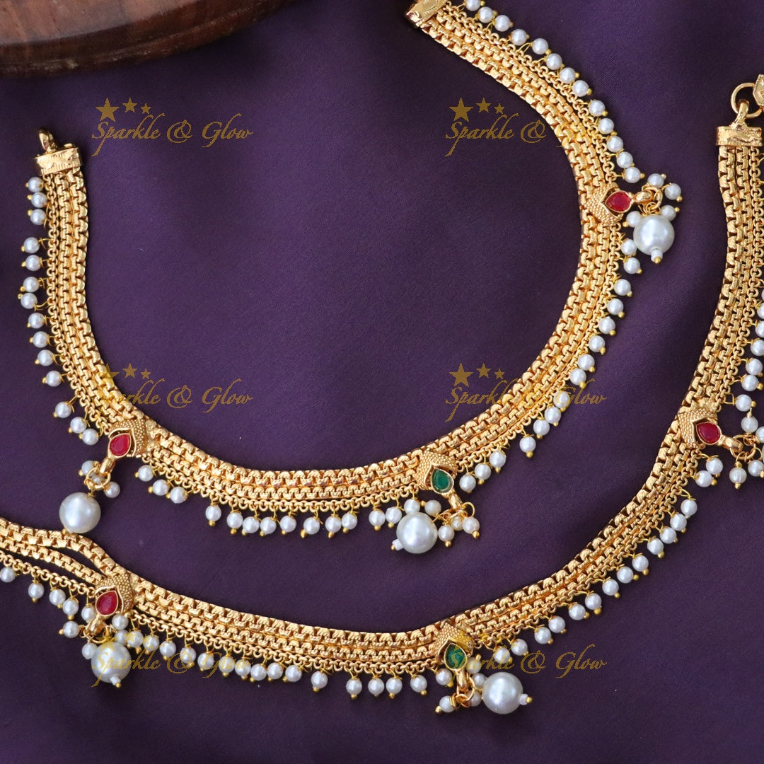 Exquisite Gold-Plated Anklet with Pearls