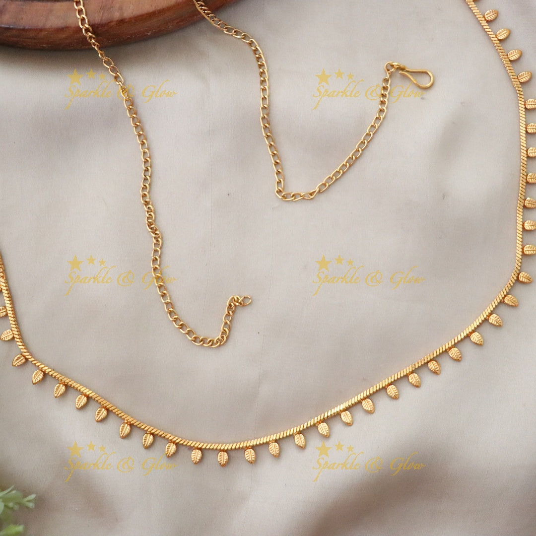 Elegant Gold Hip Chain for Celebrations | Sparkle & Glow