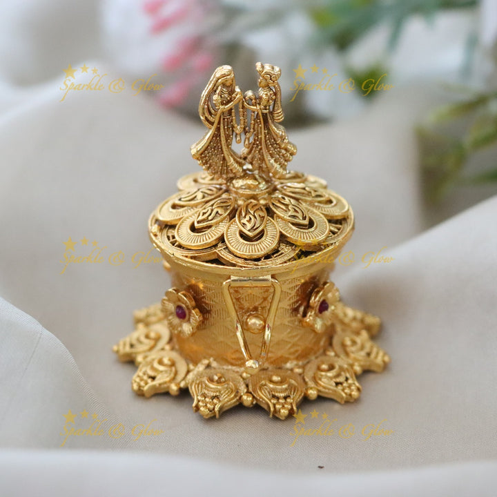 Elegant Gold-Inspired Kumkum Box for Festive Occasions