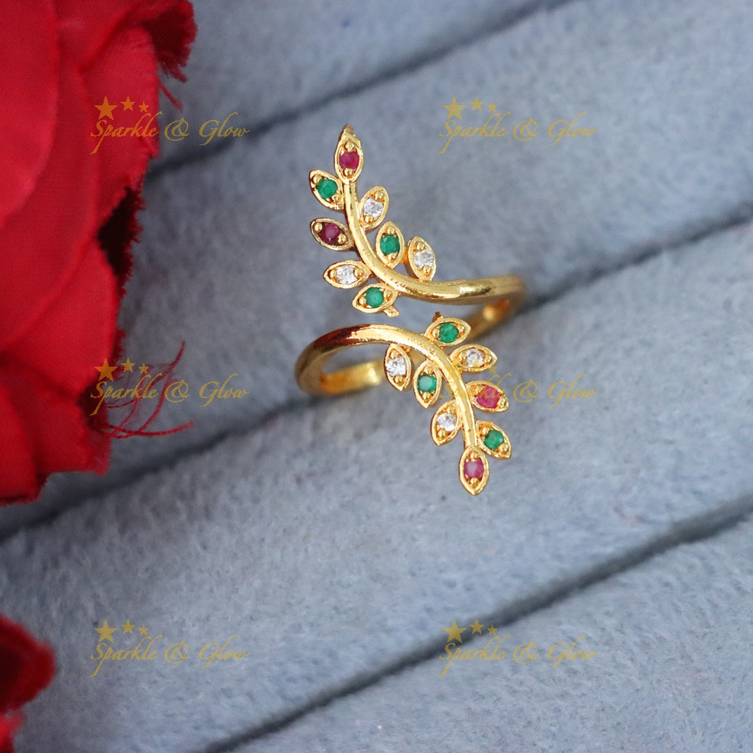 Elegant Gold Leaf Design Finger Ring for Festive Celebrations